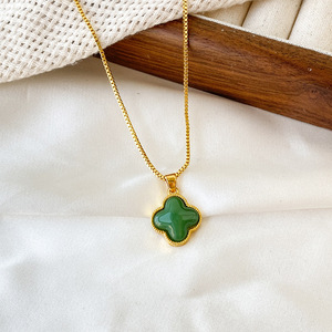 Four Leaf Clover Necklace Green Zinc Alloy Clavicle Chain Pendant Gift For Women Fashion Jewelry - Product Image 2