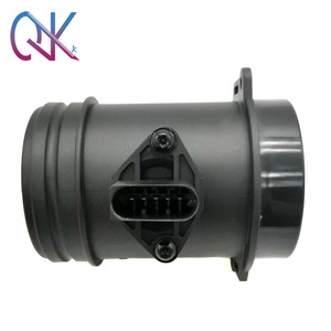 เครื่องวัดการไหลของอากาศ 70 มม. เส้นผ่านศูนย์กลางภายใน สำหรับออดี้ A6 A8 เซ็นเซอร์ MAF เกียร์อัตโนมัติ - Product Image 2