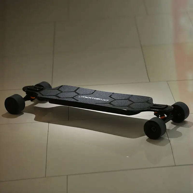 2022 motore del mozzo di alta qualità 1200W skateboard velocità massima 45km/h con hobbywing ESC nelle vendite calde