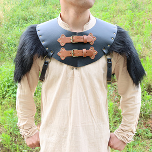 Costume de cosplay de roi guerrier <span class=keywords><strong>viking</strong></span> médiéval de la Renaissance pour homme avec col en fausse fourrure - Product Image 2