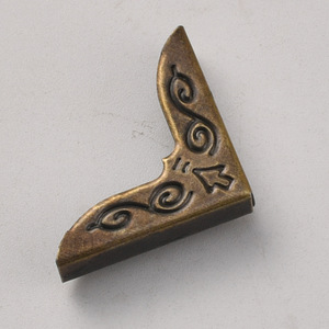 <b>Corner</b> <b>Protectors</b> B-446 5mm Hollow Antique Bronze Finish For Books Notebooks Photo Albums - Product Image 1