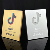 Prix de trophée de plaque de certificat en bois avec des récompenses de plaque d'aluminium en métal d'argent d'or MH-N220