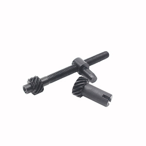 Tensor de cadena para motosierra, tipo engranaje 2500, para barra guía de 28 pulgadas, para motosierras con motor de 58CC - Product Image 1
