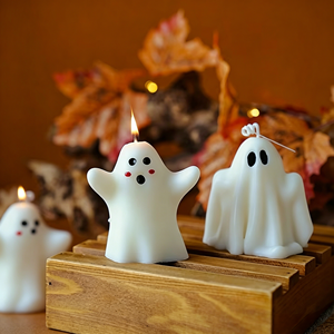 Handmade Soy Wax Cute Ghost Halloween Scented Candle Souvenir Gift for Halloween Party Home Decor Thanksgiving Birthday - Product Image 1