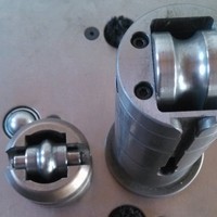 Poinçon et matrices en forme de persienne de tourelle cnc amada dans le processus métallique