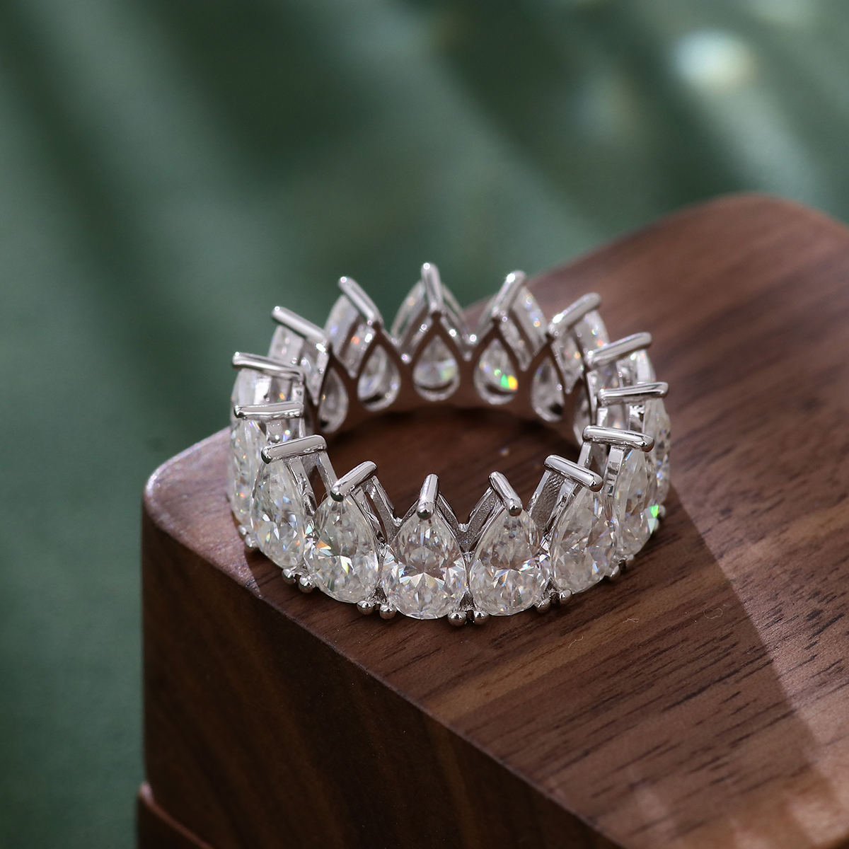 แหวนมอยซาไนต์ทองแท้ 14K