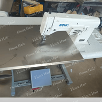 Machine industrielle d'injection de cheveux pour la fabrication de toupets et de prothèses capillaires en PU, avec table et pédale de commande, et machine à coudre pour la pose de cheveux