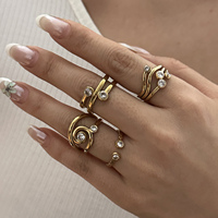 CUMAI Multi-Style Vergoldeter Edelstahl Zirkonia Ringset für Damen Geometrische Ketten-Spiral-Gehämmerte Alltagsschmuck-Kollektion