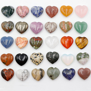 Pierres de cristal naturelles en forme de cœur de 20 mm, pierres précieuses de guérison, pierre d'agate polie en forme de cœur pour la fabrication de bijoux DIY - Product Image 1