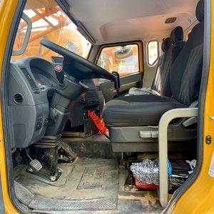 Grúa móvil de alta eficiencia XCT20 de 20 toneladas con rendimiento de elevación confiable, sistema hidráulico y fácil transporte por carretera en venta. - Product Image 6