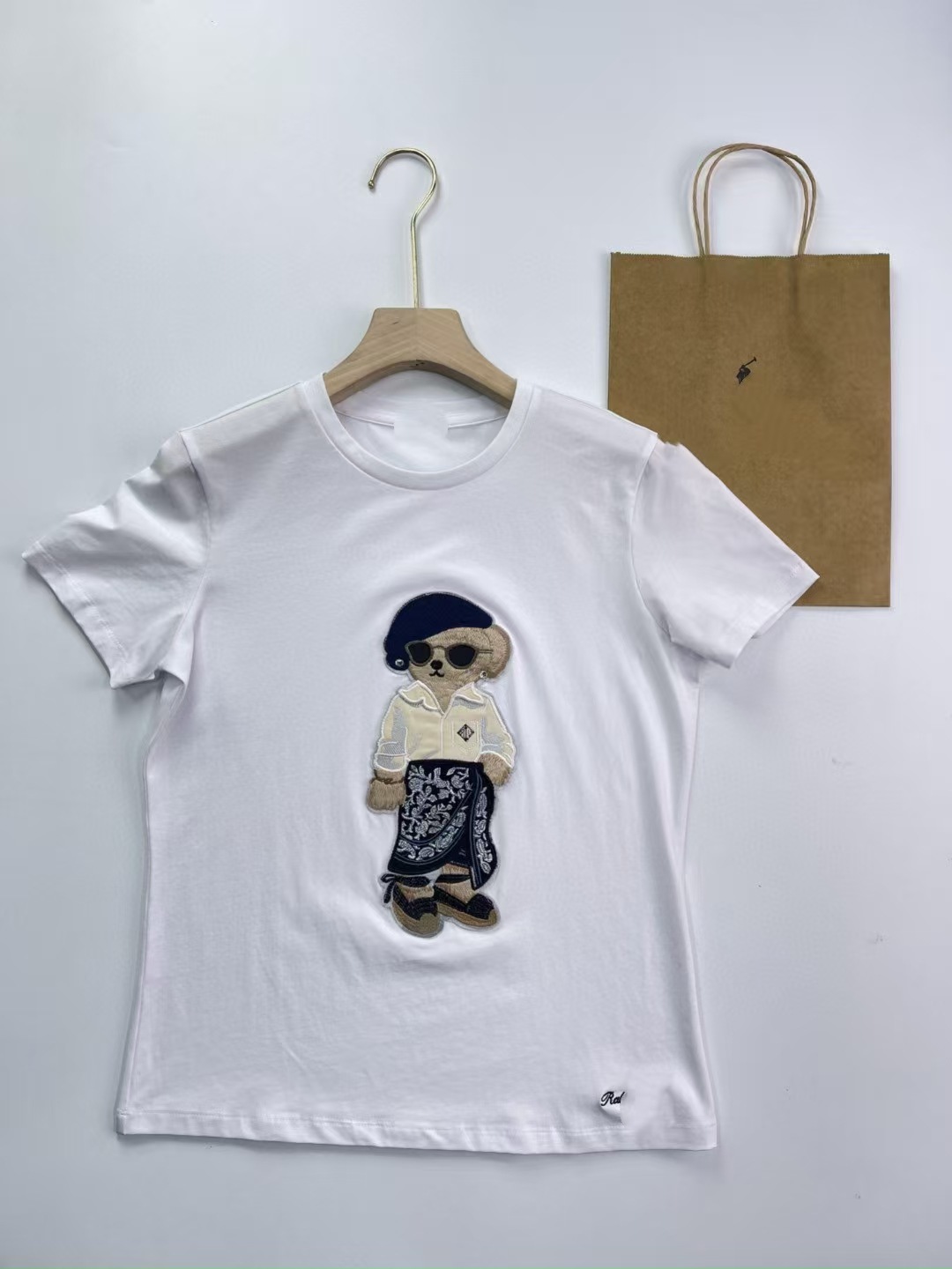 Beige blanc