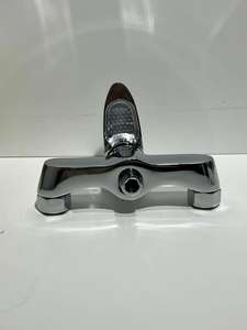 Meilleure vente Ensemble de robinet de douche mural en zinc à poignée unique eau chaude et froide Robinets de bain et de douche de haute qualité Argent - Product Image 3