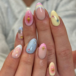<span class=keywords><strong>Uñas</strong></span> Postizas <span class=keywords><strong>de</strong></span> Alta Calidad al por Mayor, Diseños <span class=keywords><strong>de</strong></span> <span class=keywords><strong>Uñas</strong></span> Francesas en Rosa, <span class=keywords><strong>Amarillo</strong></span> y Azul - Product Image 1