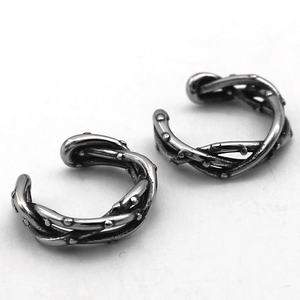 Pendientes de clip para hombre, de acero inoxidable 316L, resistentes al agua y al deslustre, con diseño de alambre de púas, estilo punk rock, para la oreja. - Product Image 5