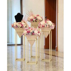 Support métallique pour arche de mariage moderne, décoration de scène de réception, support pour arrangement floral pour événements festifs - Product Image 2