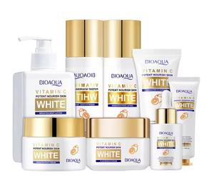 Kit de Cuidado Diario de la Piel con Vitamina C, Antiacné, Blanqueador de Manchas Negras, OEM Unisex, Sin Silicona, Sin Sulfatos, Leche Corporal, Suero, Exfoliante <span class=keywords><strong>Facial</strong></span> - Product Image 1