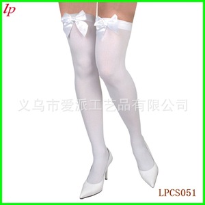 Chaussettes hautes LPCS040 avec nœud rouge pour femme, bas de costume de fête, style élégant avec détails en sequins - Product Image 3