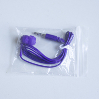 Contoh gratis Earphone kabel colokan 3.5mm Headphone 1.2M Handsfree Stereo In-ear kawat Earphone headset Fashion murah Earbud