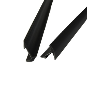Venta caliente Flexible PVC T Perfil Black Rabble Producto con extrusión de plástico Modling para servicios de corte - Product Image 1