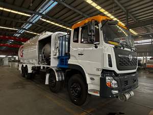 Camion-citerne à huile d'usine DONGFENG 6x4, réservoir de carburant de 30 000 litres, moteur 480 CV, camion de ravitaillement en carburant pour avions JET A1, vente en Chine - Product Image 6