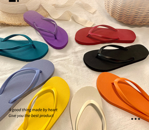 รองเท้าแตะสไตล์หวานสำหรับฤดูร้อน สดชื่น ระงับกลิ่น ป้องกันการลื่น นุ่มสบาย ไม่กัดเท้า เหมาะสำหรับใส่ไปชายหาด แฟชั่นทันสมัย - Product Image 3