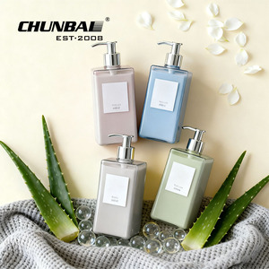 Botellas de Plástico Redondas Vacías Personalizadas al por Mayor <span class=keywords><strong>para</strong></span> Mascotas, Transparentes, Esmeriladas, <span class=keywords><strong>para</strong></span> Jabón Líquido y Champú con Tapa Dorada - Product Image 3
