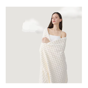 Serviettes de bain en gros de luxe, petites, de qualité supérieure, personnalisées, originales, en vrac, avec logo - Product Image 1