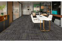 Dalles de moquette de bureau écologiques modernes et rembourrées en polypropylène avec support en PE 50x50cm, ignifuges, pour usage commercial et domestique