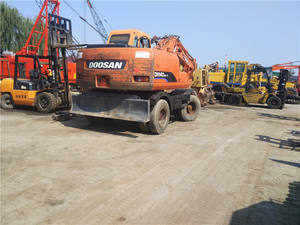 Excavatrice sur pneus DOOSAN DH140W-7 14 tonnes, DH140W-7 DOOSAN d'occasion, DH150, DH140, DX140W-7, DX60W, excavatrice sur pneus Dh140w - Product Image 4