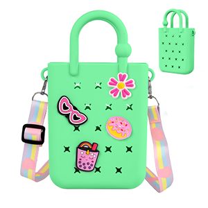 Mini sac fourre-tout en caoutchouc, sac de plage en silicone pour petite fille et femme, sac Bogg mignon avec breloques et bandoulière réglable - Product Image 2