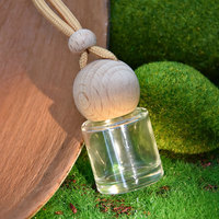 Flacon de parfum pour voiture en verre transparent avec bouchon en bois et diffuseur suspendu pour assainisseur d'air