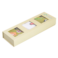 Boîte cadeau magnétique en carton avec logo personnalisé, séparateur de matériaux recyclés stratifiés mats pour enfants et bébés, ensemble de sous-vêtements et chaussettes, emballage