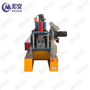 Machine de profilage de cadres de portes, machine de profilage de rails de guidage, machine de profilage de rails de protection pour portes de garage et volets roulants - Product Image 2