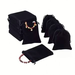 Pochette cadeau en velours doux avec cordon de serrage, personnalisable avec logo imprimé, recyclable, pour bijoux - Product Image 4