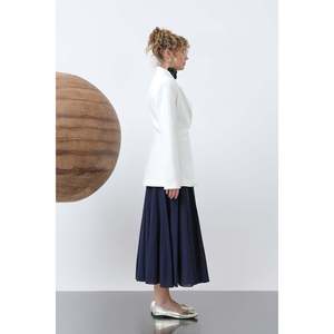 Blazer Elegante Color Crudo con Botones Delanteros para Mujer, Marca Soul, Estilo Clásico para Oficina y Uso Diario, Tallas S-L Versátiles - Product Image 2