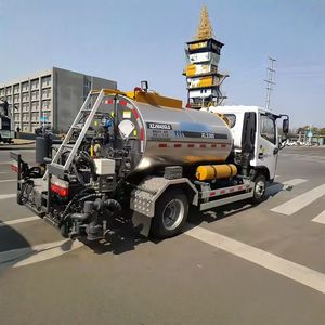 Nuevo esparcidor de asfalto de hormigón con 3,5 M de ancho XLS305 en stock para la venta - Product Image 6