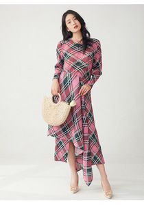 Robe plissée rose et verte en tissu naturel PY Fashion Design, robe maxi élégante décontractée pour femmes, vente en gros de vêtements en vrac - Product Image 5