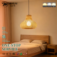 Lampe suspendue artisanale en bambou à basse tension, disponible en fret aérien depuis notre usine, idéale pour maison de plage, maison de bord de mer, appartement urbain