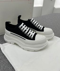 Chaussures de marche décontractées en toile personnalisées 2026, style classique, pour hommes et femmes, à semelle épaisse et talon haut - Product Image 1