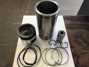 Kit de cylindres pour moteur six cylindres Detroit60 Series 12,7 L 23532554 pour camion lourd américain - Product Image 1