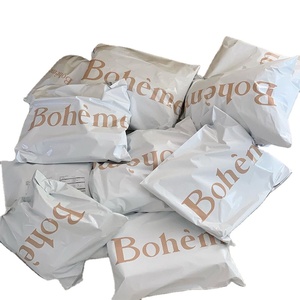 Guangzhou Lefeng Sacs D'expédition Faible QUANTITÉ MINIMALE DE COMMANDE Personnalisé En Plastique Maili Sacs D'emballage De Courrier Personnalisé Sac D'emballage Avec Logo - Product Image 1