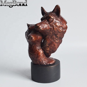 Têtes de loup en fonte Sculpture abstraite en bronze Figurine double loup pour décoration intérieure - Product Image 5