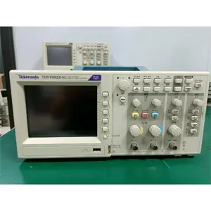 1PC Tektronix TDS1002B-SC Digital Storage Oscilloscope
