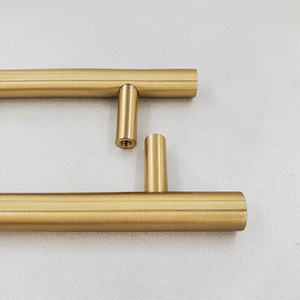 Maniglie a T in Ottone Massiccio Spazzolato per Mobili, Maniglie per Cassetti da Cucina, Maniglie per Ante di Armadi e Guardaroba - Product Image 6