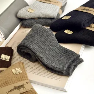 2024 Neue schwere weiche gemütliche Wanderstiefel Merino Lammwolle Socken thermische warme super dicke Socken Herren für Winter