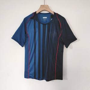 Uniformes de Fútbol Personalizados para Verano, Uniformes de Malla de Color Sólido con Impresión de Logotipo Gratuita - Product Image 4