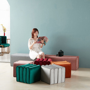 Taburete otomano redondo de lujo moderno de madera maciza con tela suave colorido para sala de estar entrada dormitorio escuela - Product Image 3