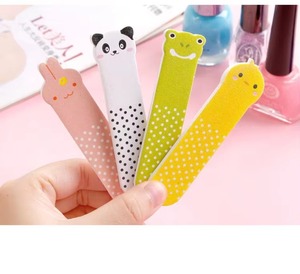 Mini lime à ongles durable avec surface éponge double face et motif animal de dessin animé - Product Image 5