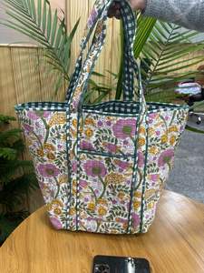 Bolso Tote de Algodón Acolchado con Estampado Floral Indio, Impresión a Mano, para Mujer, Superventas, Combinación de Colores, Gran Capacidad - Product Image 3