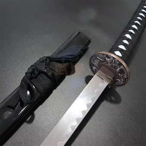 <span class=keywords><strong>Katana</strong></span> en métal noir <span class=keywords><strong>avec</strong></span> art <span class=keywords><strong>anime</strong></span>, accessoire de cosplay, épées jouets pour enfants, 14+, unisexe - Product Image 4